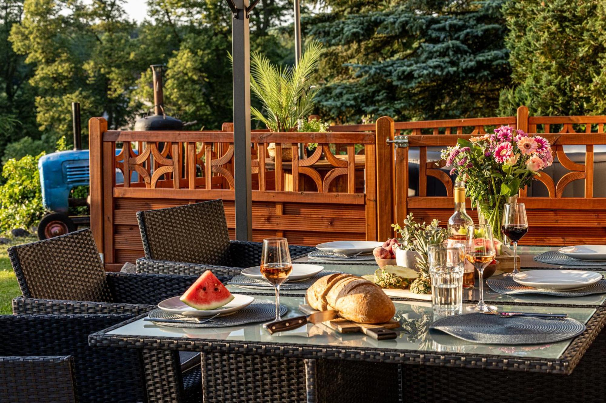 Wellnessparadies Mit Sauna Und Whirlpool Krakow am See Bagian luar foto